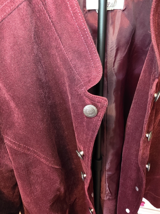 Roz & Ali Burgundy Suede-Textured Blazer - Picture 3 of 5
